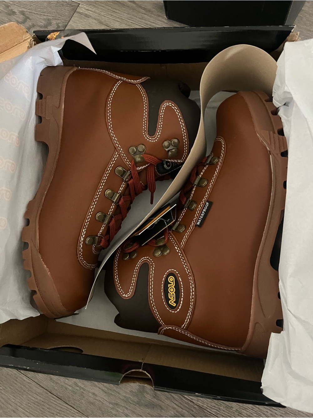 Asolo Brown Leather Hiking Boots for Men size 9 new with box